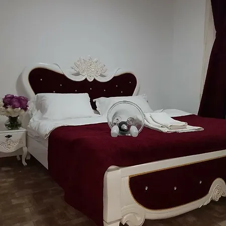 Domeniul Regal * Curtea de Argeş
