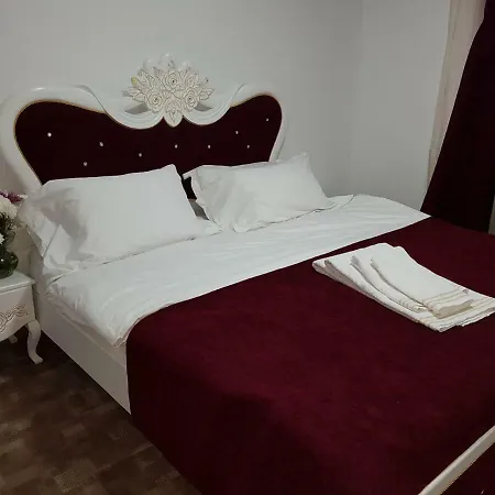 Pensiune Domeniul Regal Curtea de Argeş